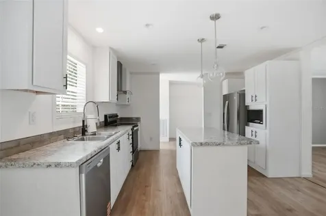 9533 Round Lake Drive Weeki Wachee FL 34613