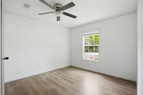 9533 Round Lake Drive Weeki Wachee FL 34613