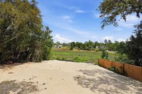 9533 Round Lake Drive Weeki Wachee FL 34613