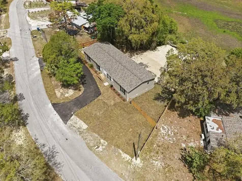 9533 Round Lake Drive Weeki Wachee FL 34613