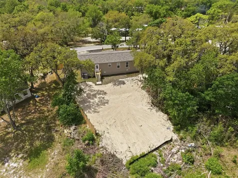 9533 Round Lake Drive Weeki Wachee FL 34613
