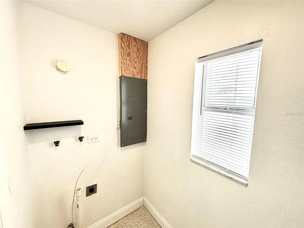 2035 36th Avenue N St Petersburg FL 33713