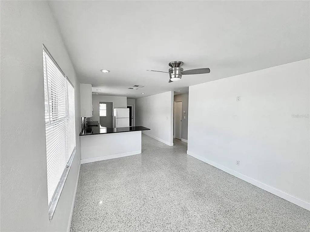 2035 36th Avenue N St Petersburg FL 33713
