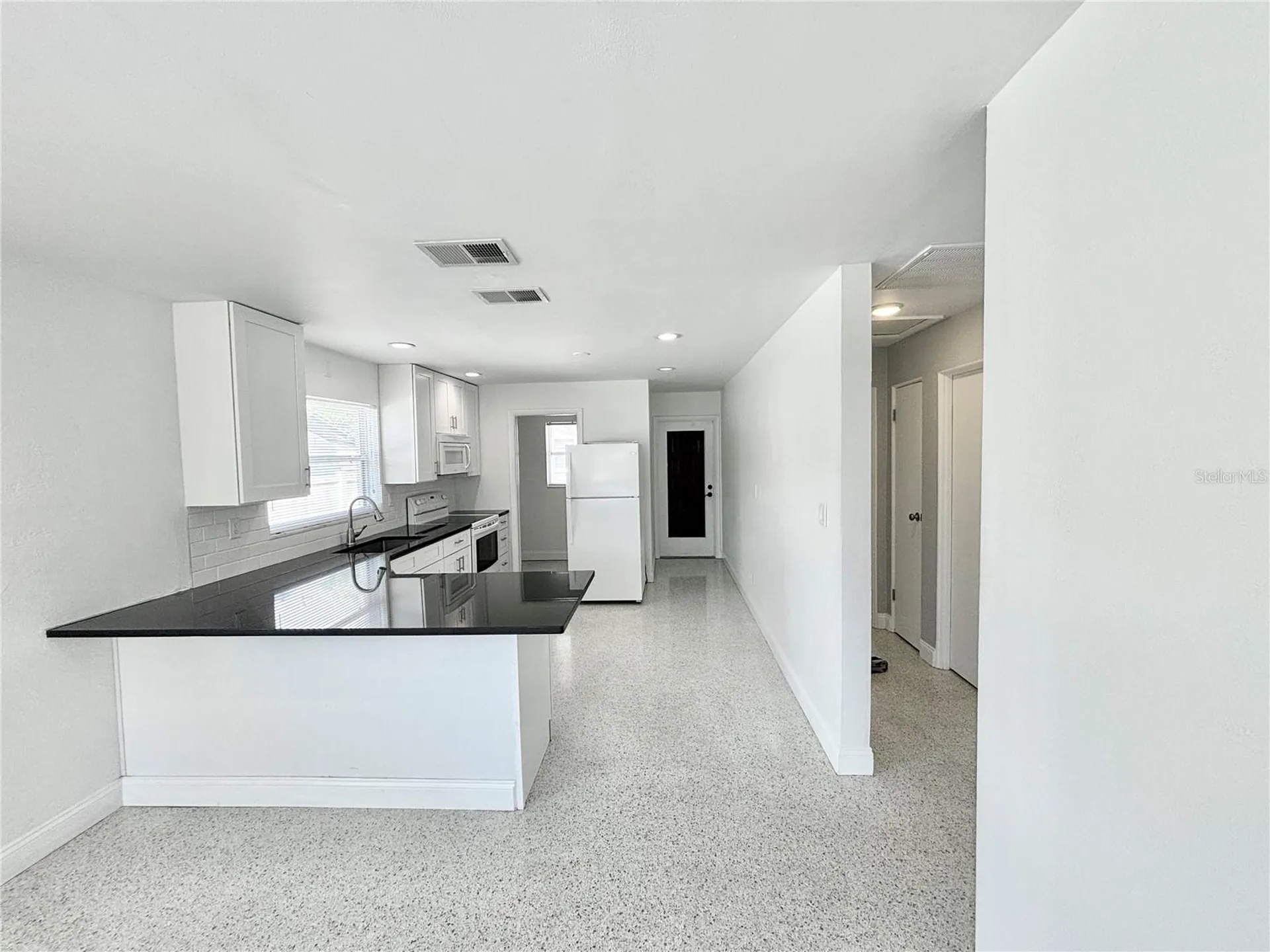 2035 36th Avenue N St Petersburg FL 33713
