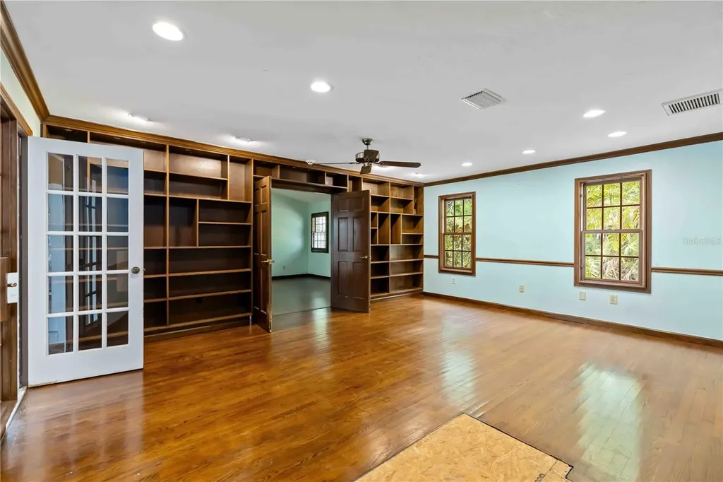 7535 Castle Drive Sarasota FL 34240