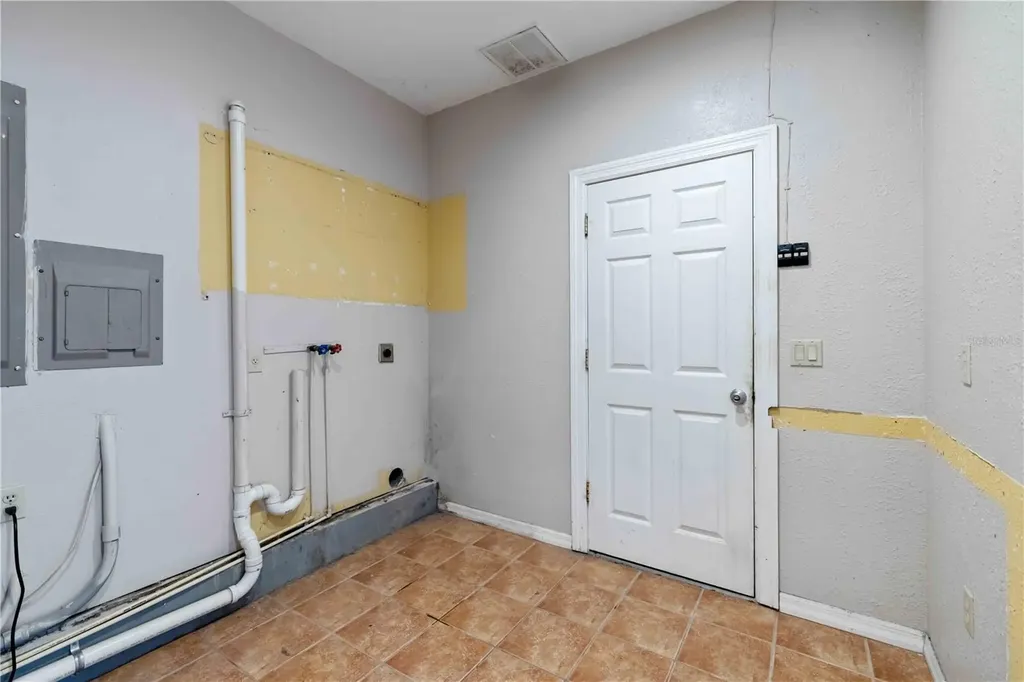 7535 Castle Drive Sarasota FL 34240