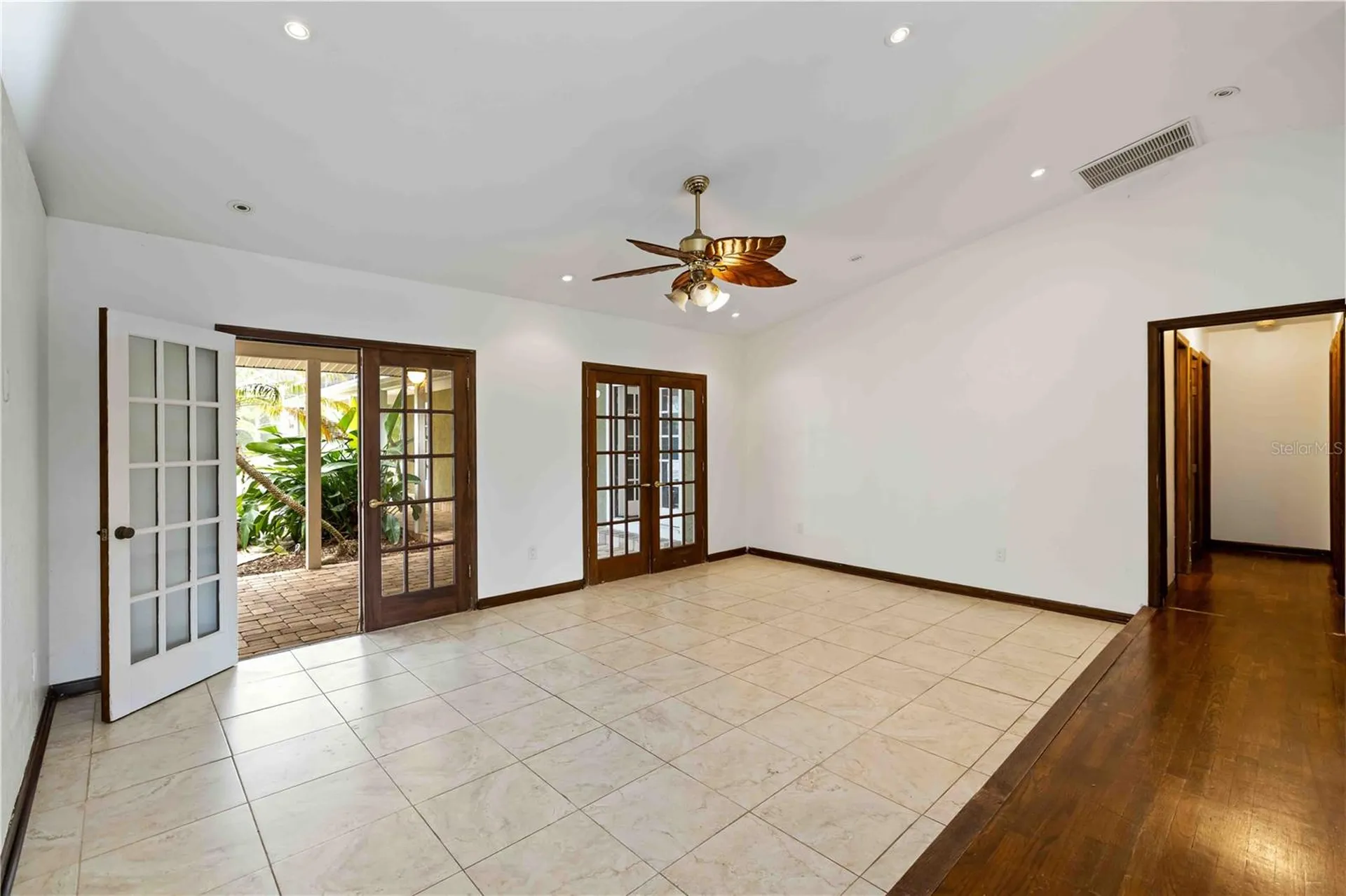 7535 Castle Drive Sarasota FL 34240