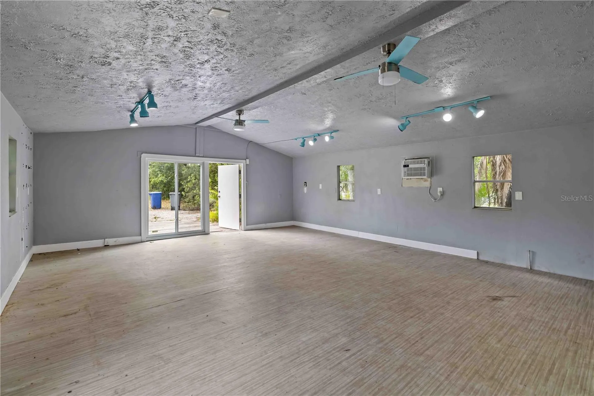 7535 Castle Drive Sarasota FL 34240