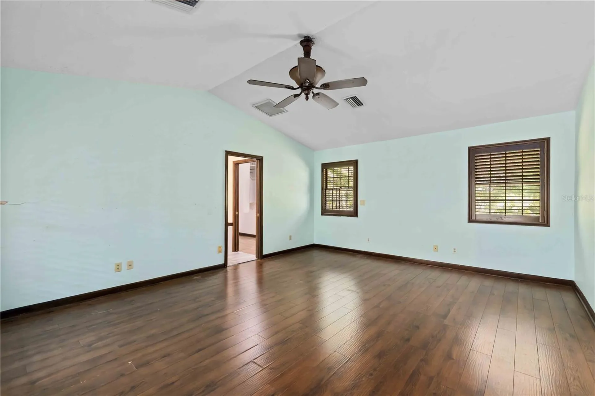 7535 Castle Drive Sarasota FL 34240