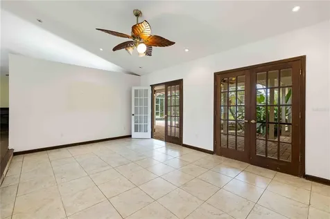 7535 Castle Drive Sarasota FL 34240