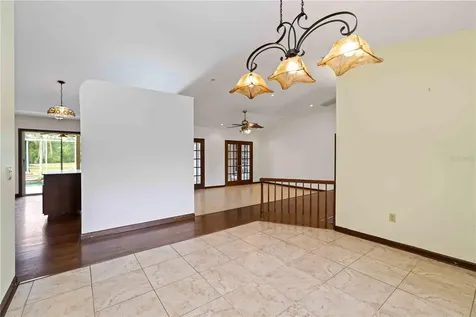 7535 Castle Drive Sarasota FL 34240
