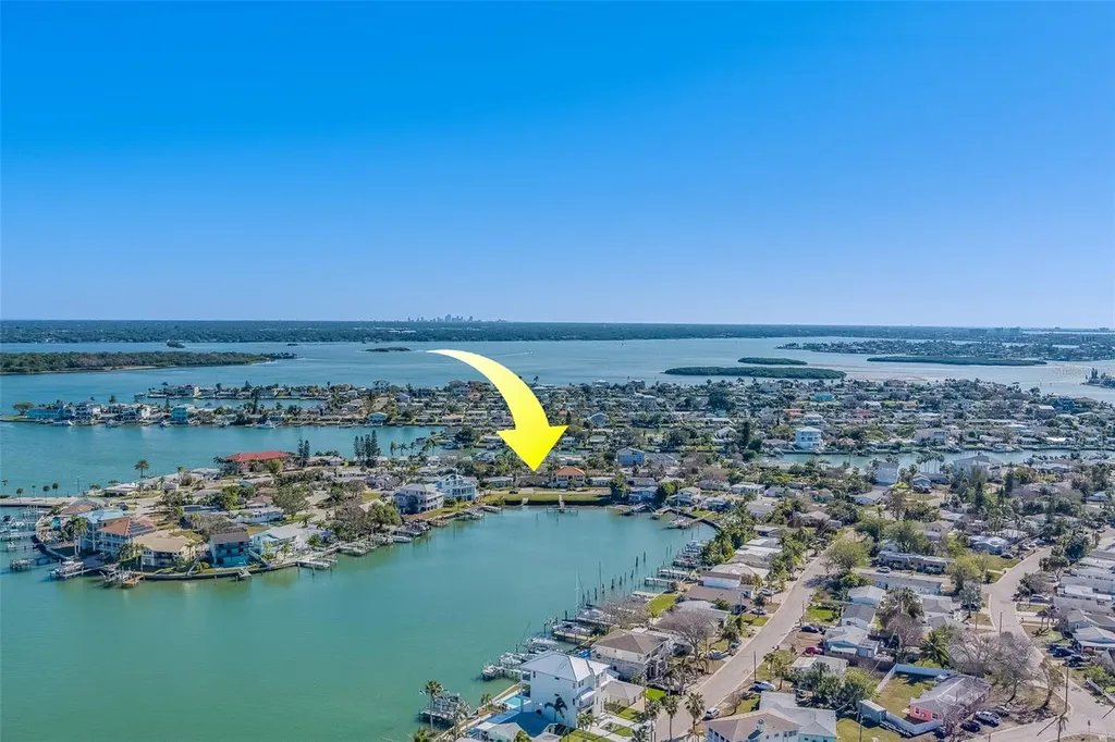 717 Sunset Cove Madeira Beach FL 33708