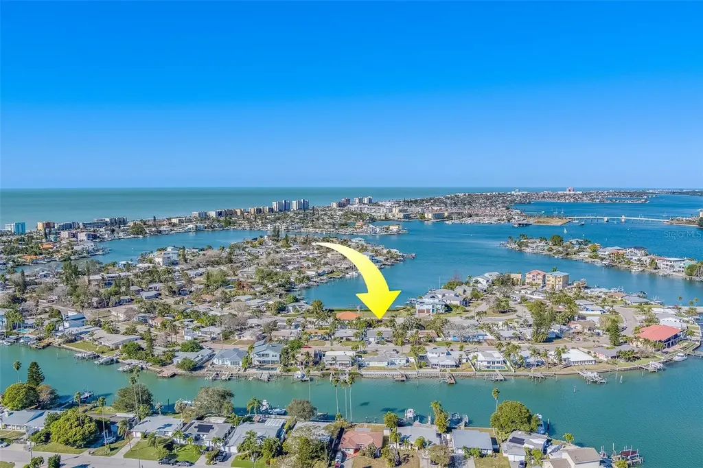 717 Sunset Cove Madeira Beach FL 33708