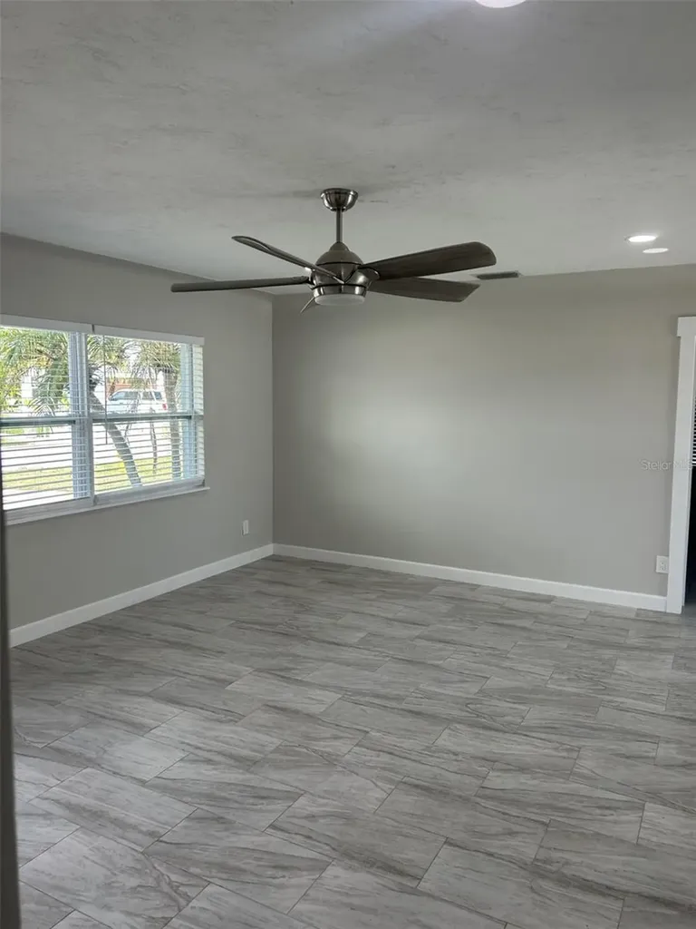 717 Sunset Cove Madeira Beach FL 33708