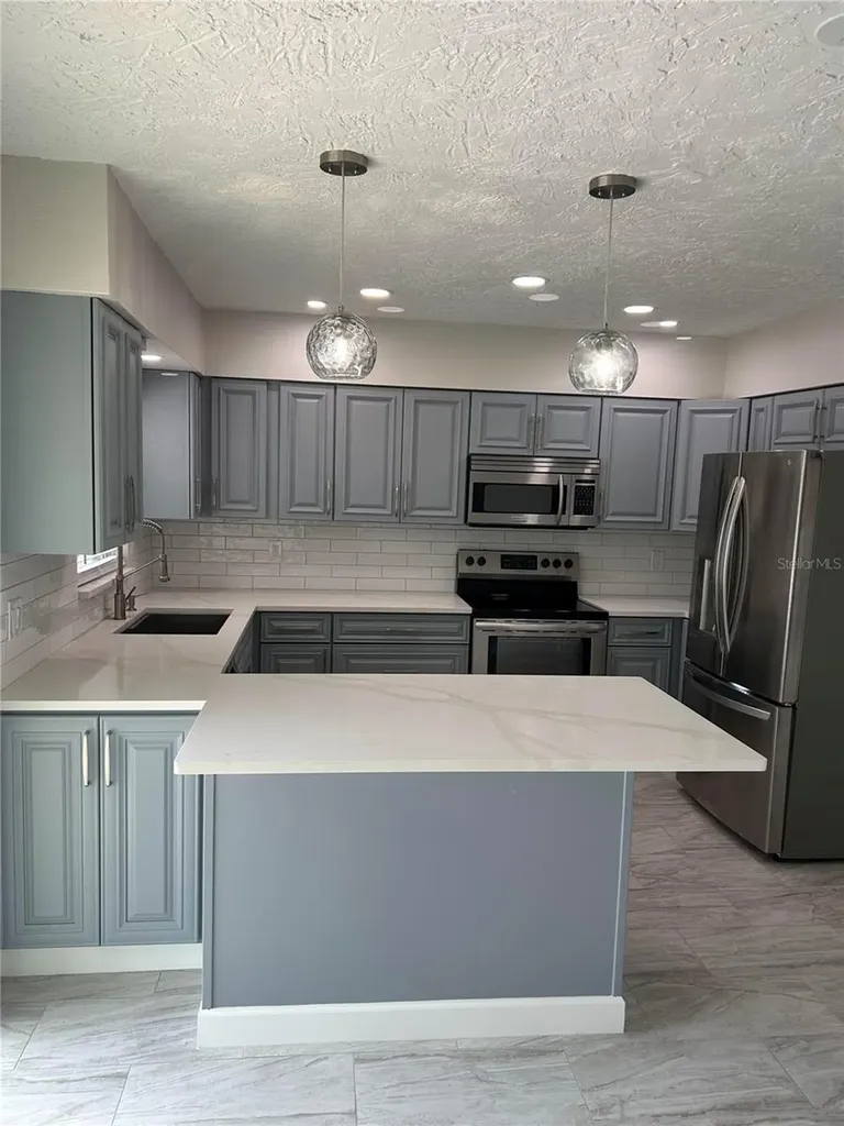 717 Sunset Cove Madeira Beach FL 33708