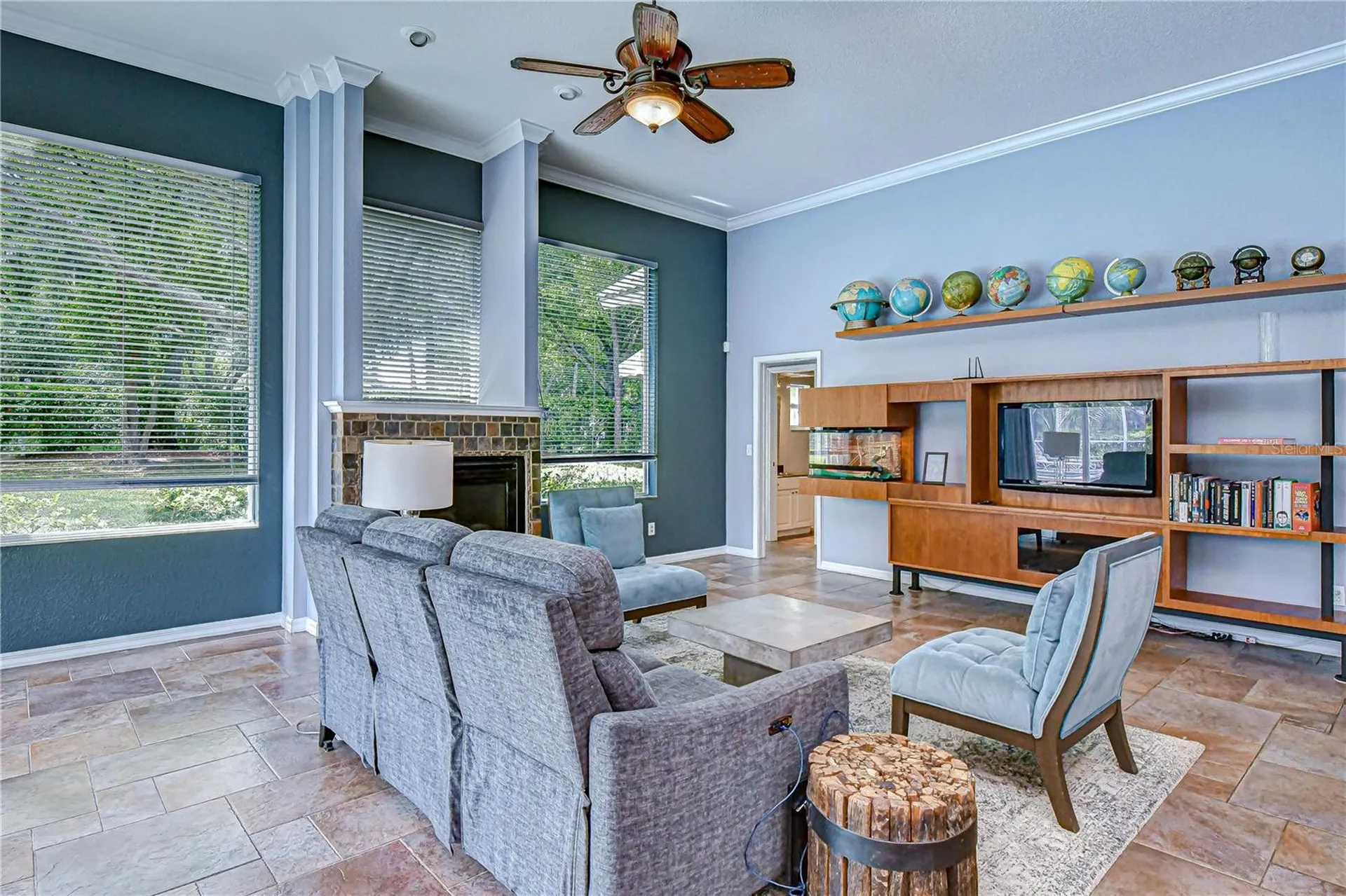 5201 Laurel Pointe Drive Valrico FL 33594