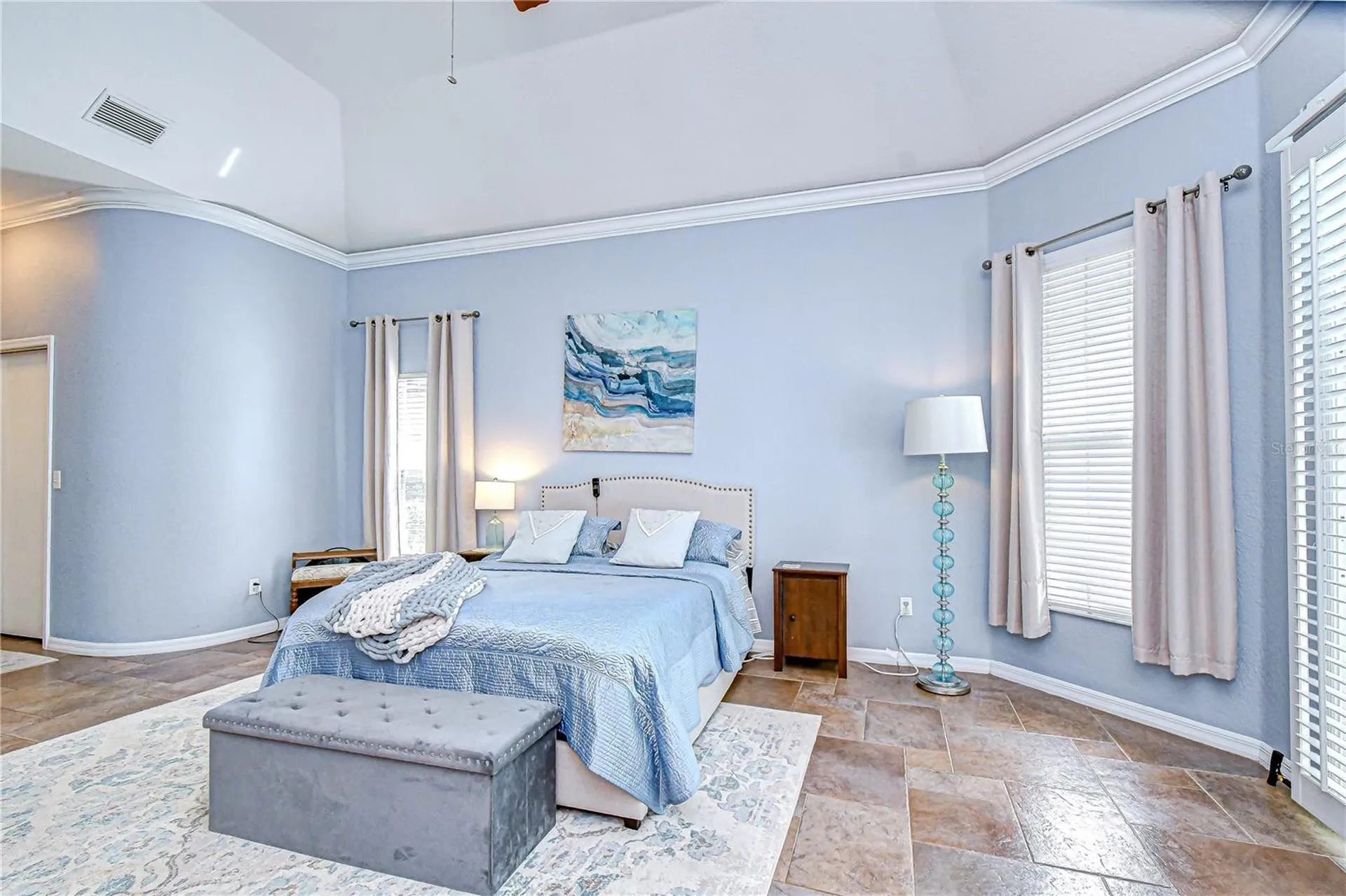 5201 Laurel Pointe Drive Valrico FL 33594