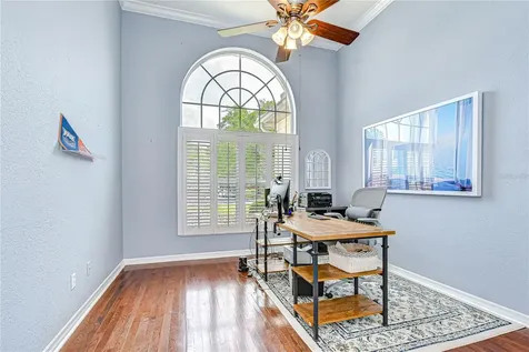 5201 Laurel Pointe Drive Valrico FL 33594