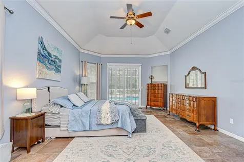 5201 Laurel Pointe Drive Valrico FL 33594