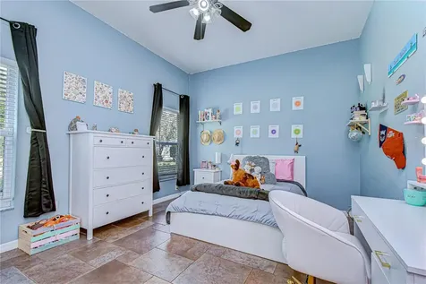 5201 Laurel Pointe Drive Valrico FL 33594