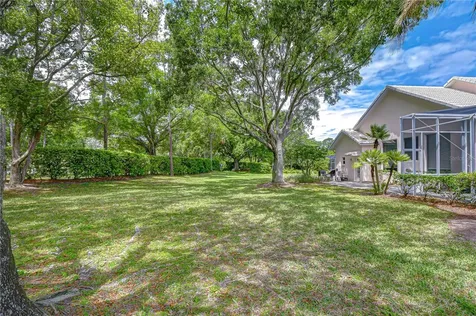 5201 Laurel Pointe Drive Valrico FL 33594