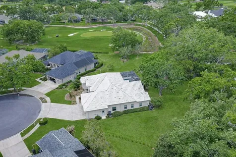 5201 Laurel Pointe Drive Valrico FL 33594