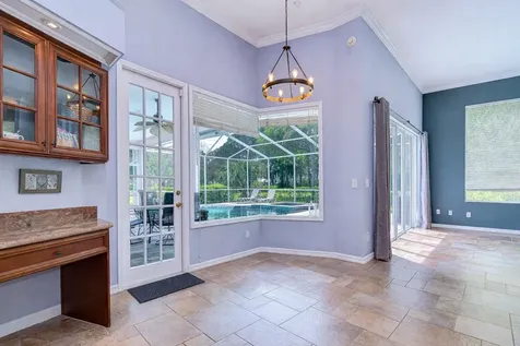 5201 Laurel Pointe Drive Valrico FL 33594