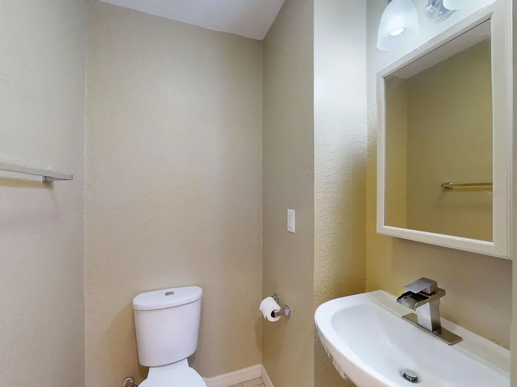 6642 27th Street N St Petersburg FL 33702