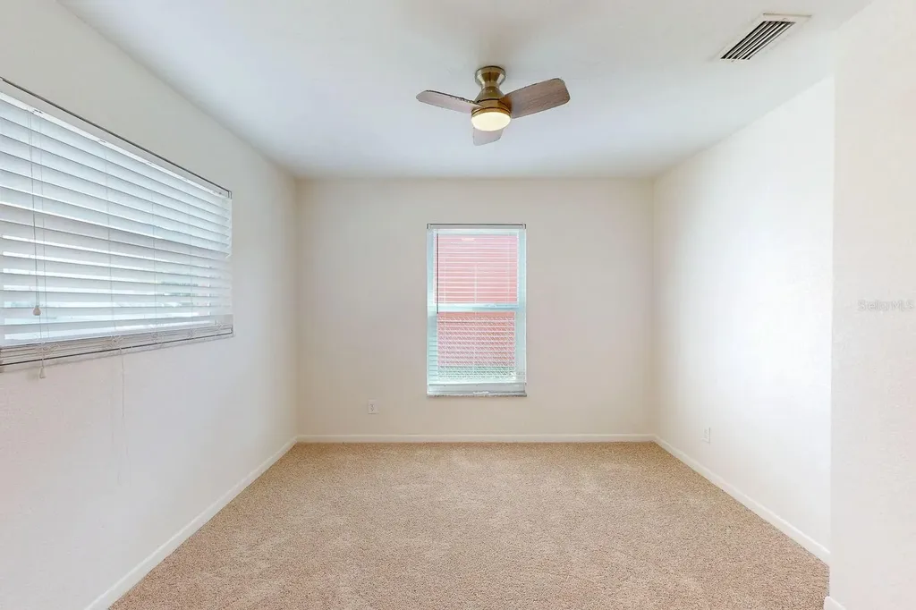 6642 27th Street N St Petersburg FL 33702