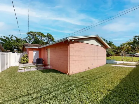 6642 27th Street N St Petersburg FL 33702