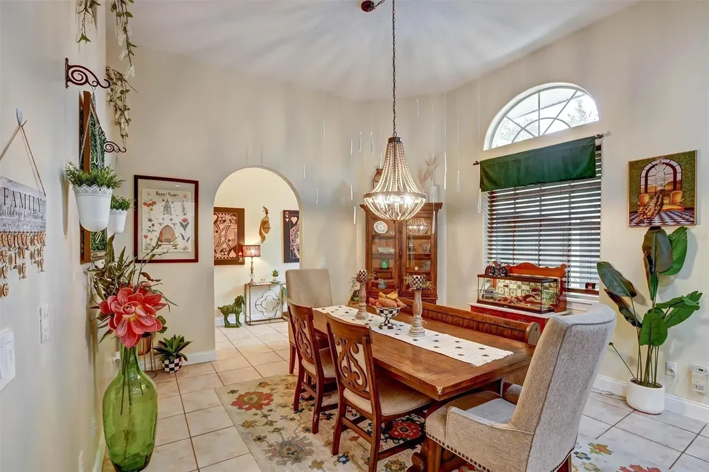 2460 Lielasus Drive Orlando FL 32835