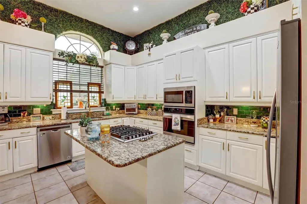 2460 Lielasus Drive Orlando FL 32835