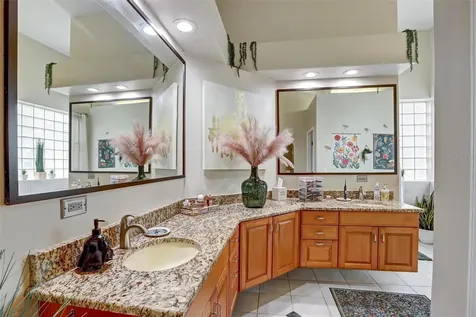 2460 Lielasus Drive Orlando FL 32835