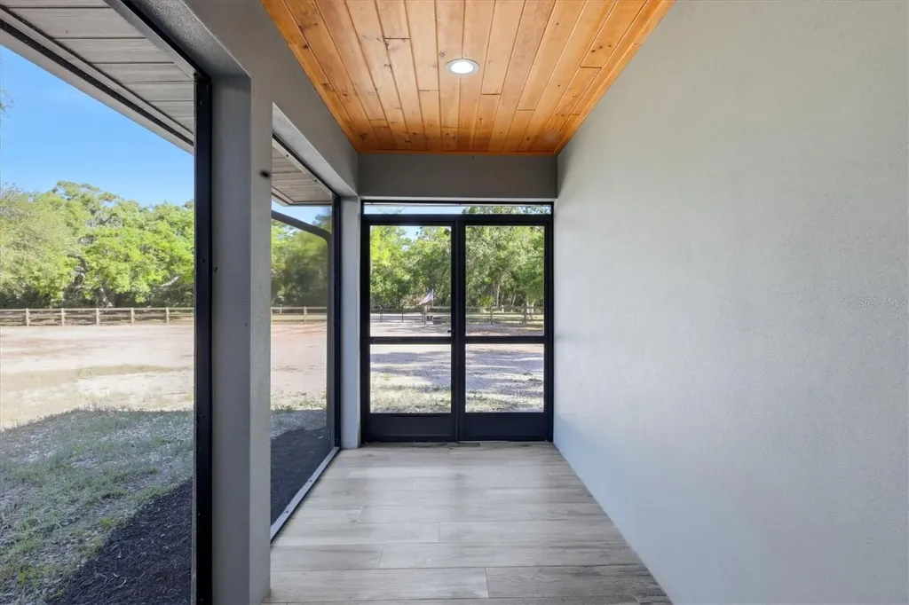 5361 Myakka Valley Trail Sarasota FL 34241