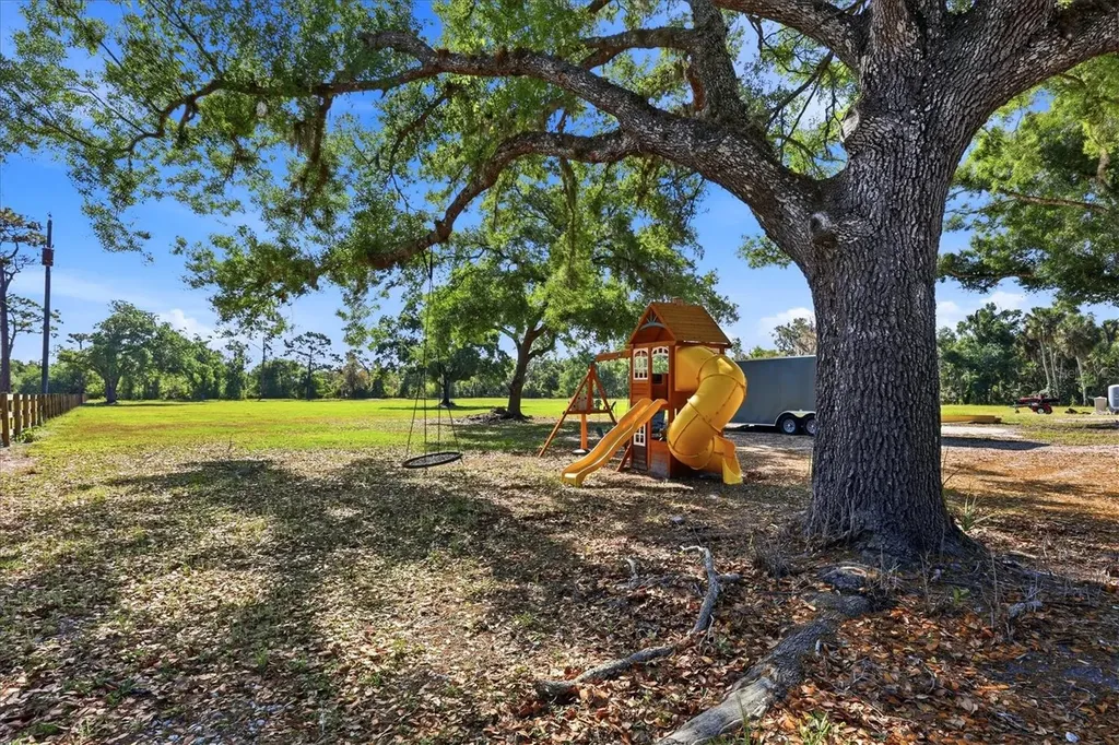 5361 Myakka Valley Trail Sarasota FL 34241