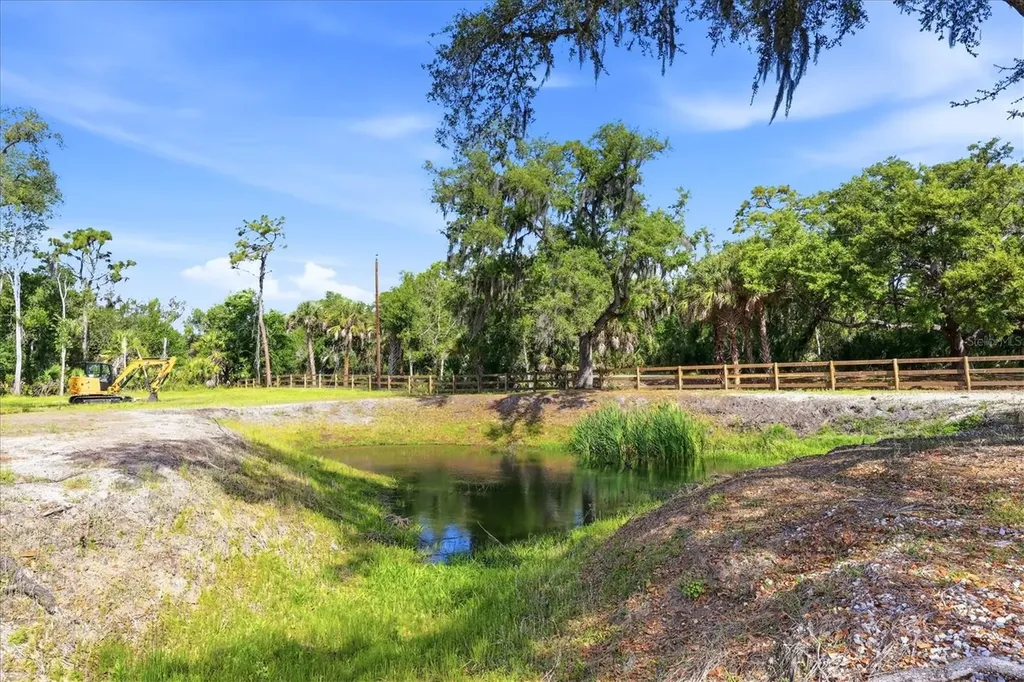 5361 Myakka Valley Trail Sarasota FL 34241
