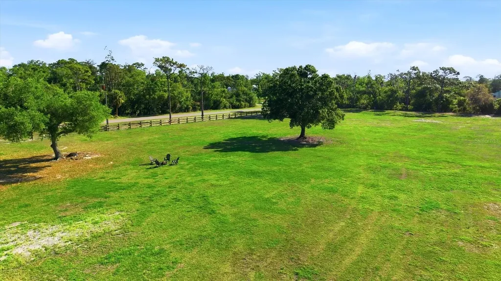 5361 Myakka Valley Trail Sarasota FL 34241