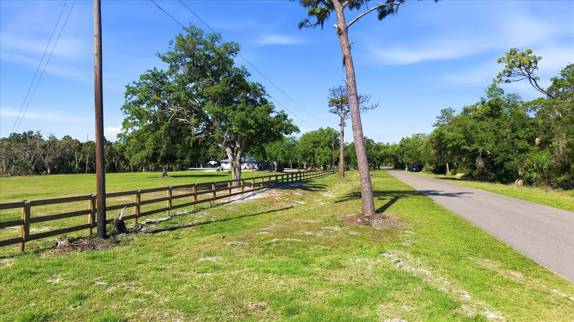 5361 Myakka Valley Trail Sarasota FL 34241