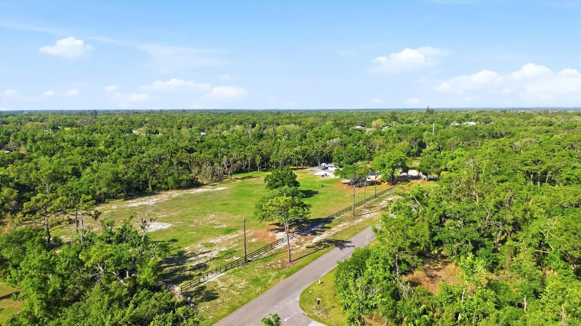 5361 Myakka Valley Trail Sarasota FL 34241