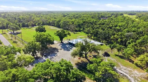 5361 Myakka Valley Trail Sarasota FL 34241