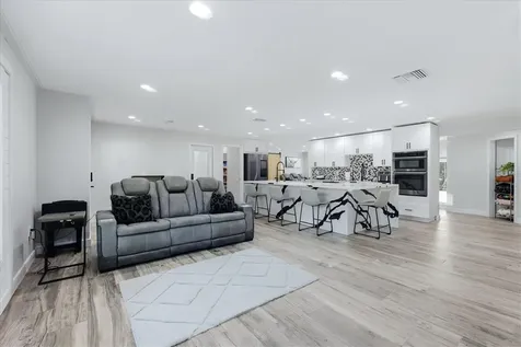 5361 Myakka Valley Trail Sarasota FL 34241