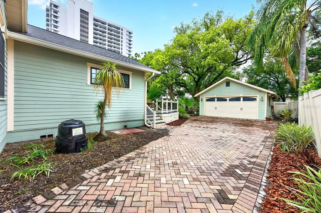 613 E Pine Street Orlando FL 32801