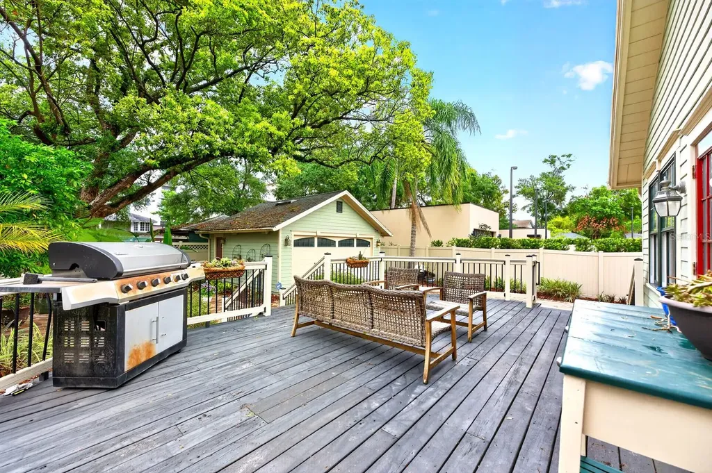 613 E Pine Street Orlando FL 32801