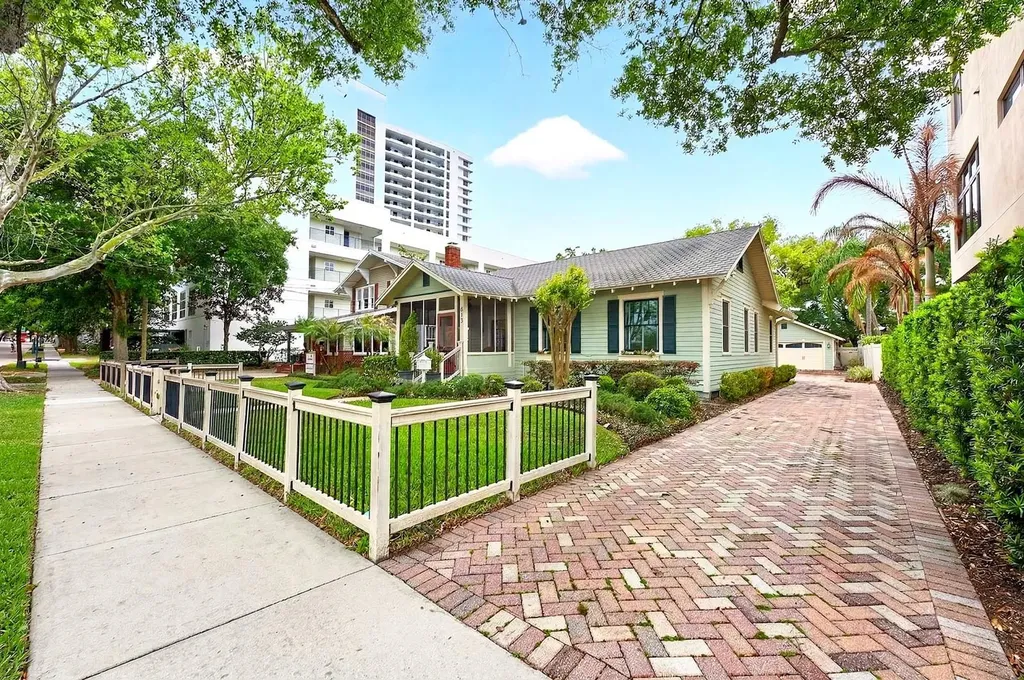 613 E Pine Street Orlando FL 32801