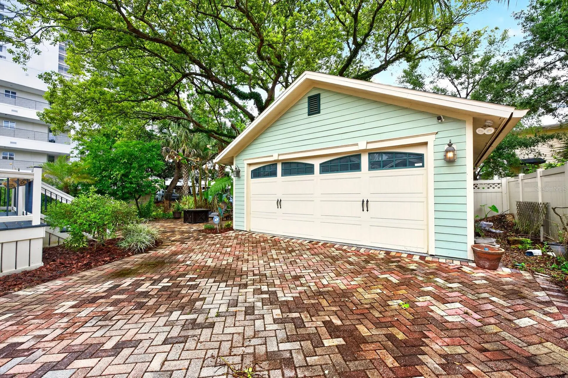 613 E Pine Street Orlando FL 32801