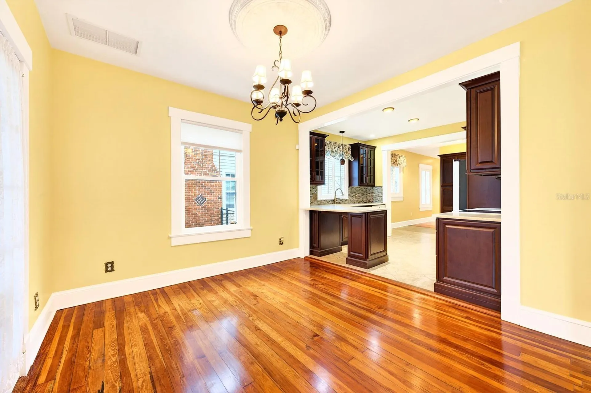 613 E Pine Street Orlando FL 32801