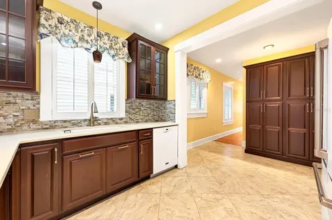 613 E Pine Street Orlando FL 32801
