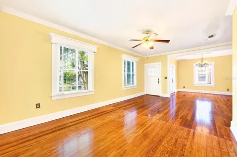 613 E Pine Street Orlando FL 32801