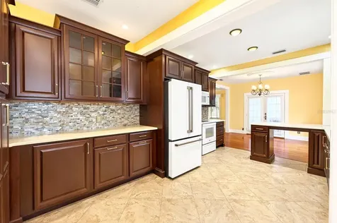 613 E Pine Street Orlando FL 32801