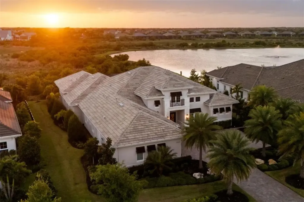 16925 Clearlake Avenue Lakewood Ranch FL 34202